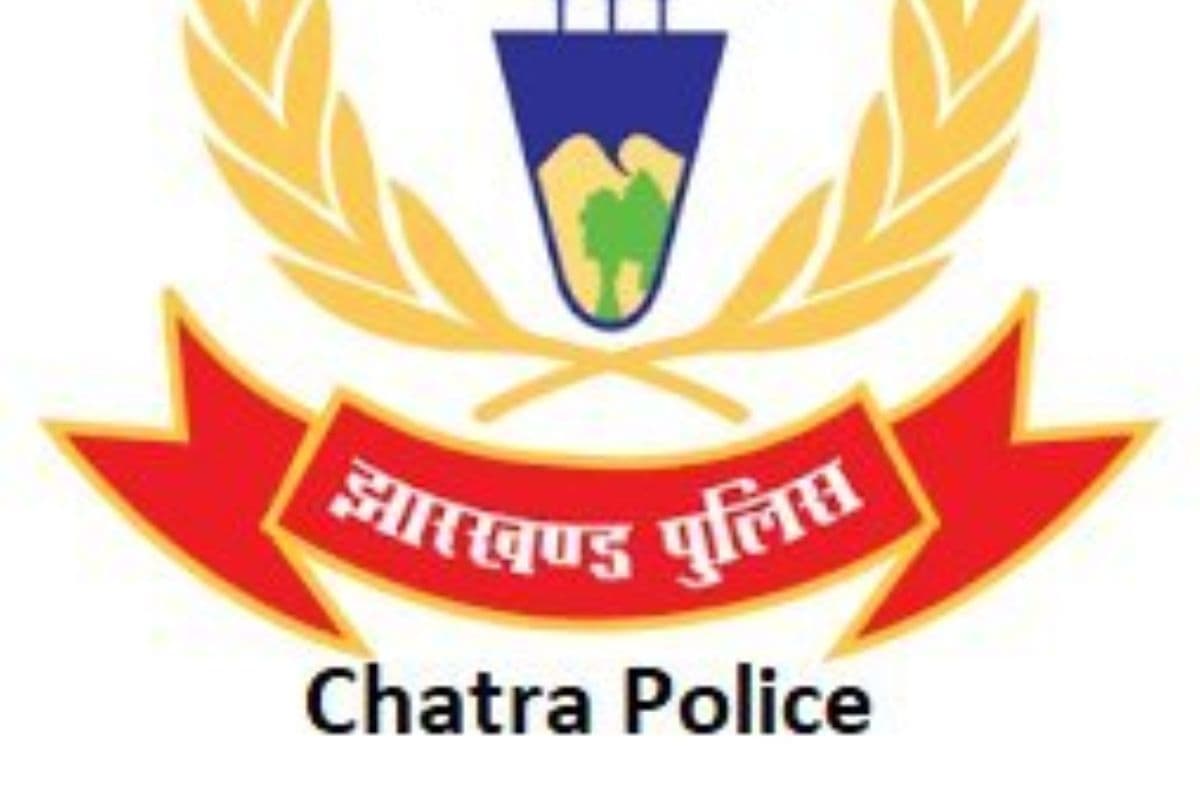 तस्करों के घर चतरा पुलिस की दबिश, करोड़ों का डोडा बरामद , सिंडिकेट की तलाशी के लिए छापेमारी तेज