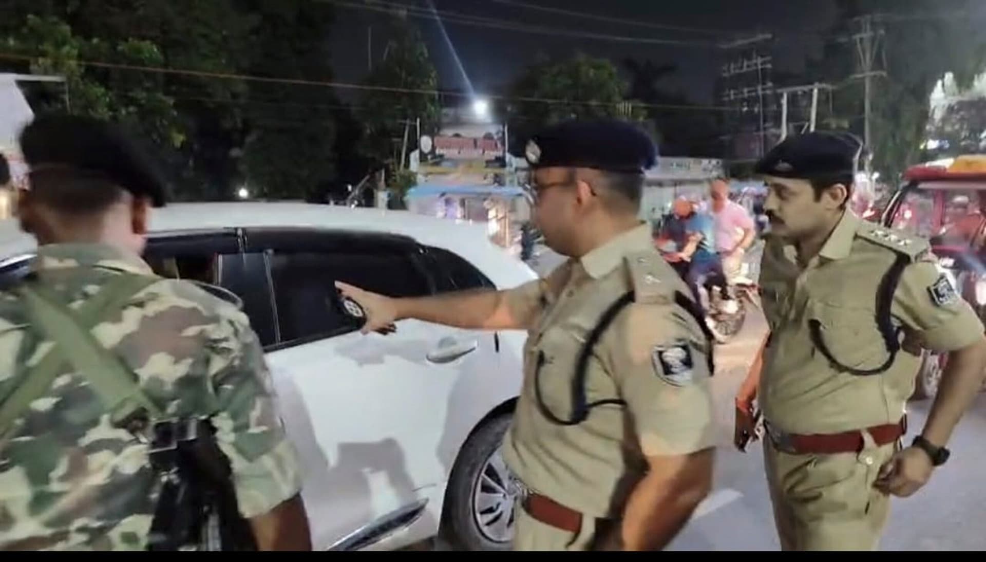 पूर्णिया शहर में सड़क पर उतरे एसएसपी, दर्जनों वाहनों के कटे चालान