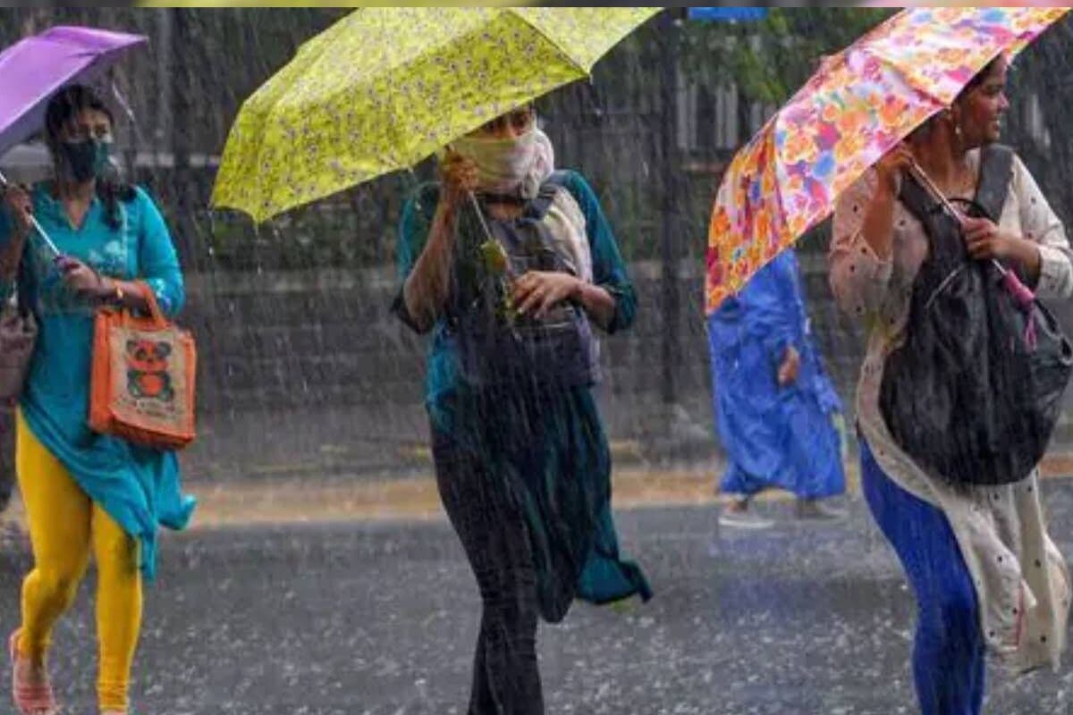 झमाझम बारिश से बदला मौसम का मिजाज, सीवान में किसानों के चेहरे खिले, अगले 7 दिनों के लिए अलर्ट जारी