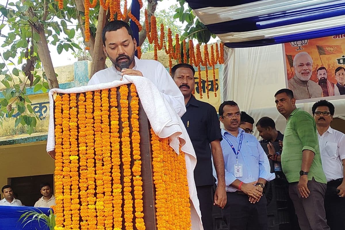 पंचायत विकास दिवस पर वैशाली पहुंचे निशांत कुमार, बोले-सरकार की योजनाओं को धरातल पर उतारने का लें संकल्प