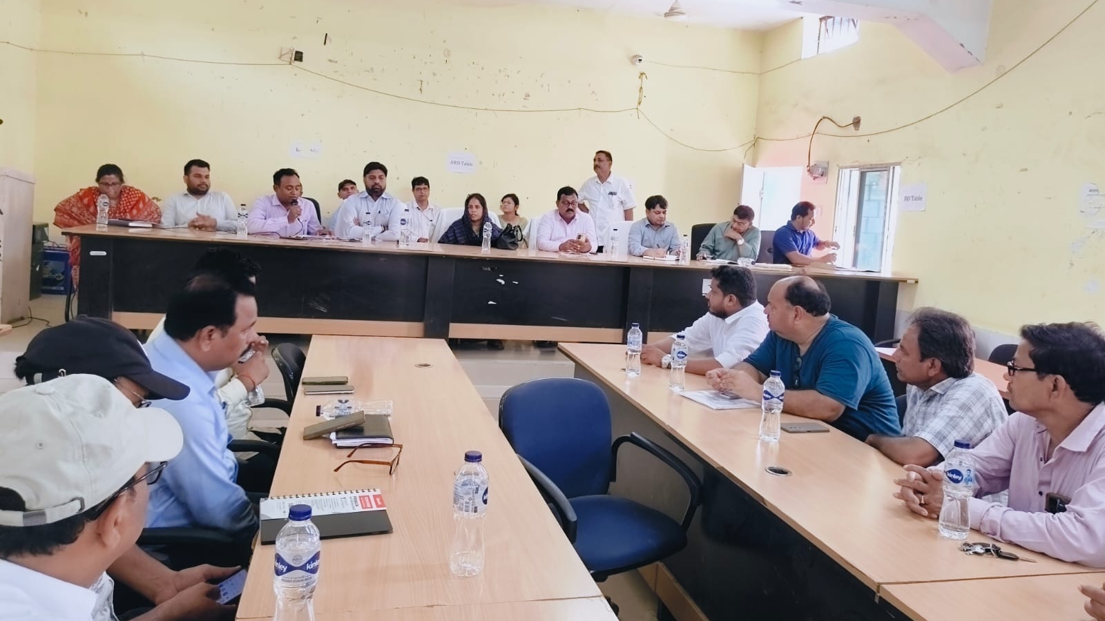 आवश्यक दवाओं का करें भंडारण, चिकित्सा टीम को करें तैयारी आवश्यक दवाओं का करें भंडारण, चिकित्सा टीम को करें तैयारी