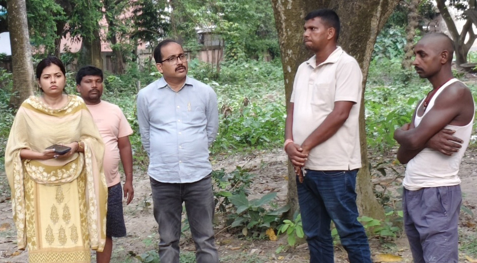 सरकारी नर्सरी की जमीन के अतिक्रमण पर जिला प्रशासन सख्त, डीएम ने जारी किया आदेश सरकारी नर्सरी की जमीन के अतिक्रमण पर जिला प्रशासन सख्त, डीएम ने जारी किया आदेश