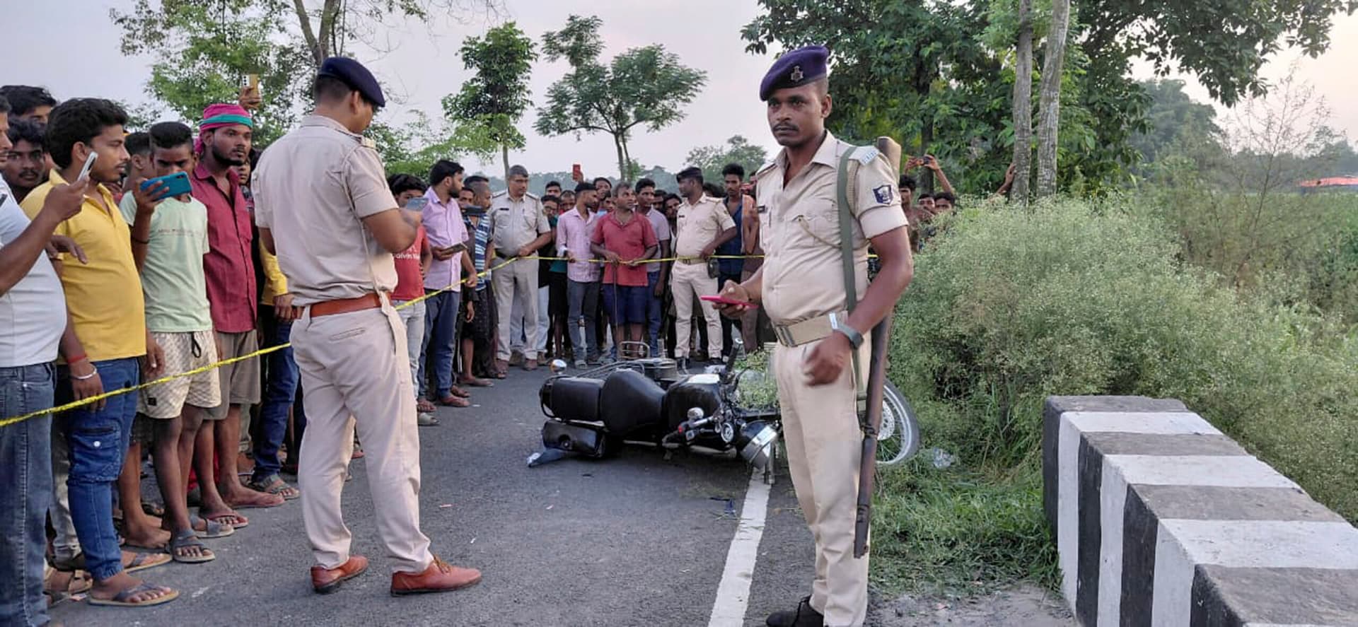 सीएसपी संचालक को गोली मार सात लाख रुपये लूटे, गले में लगी गोली, मेडिकल कॉलेज रेफर