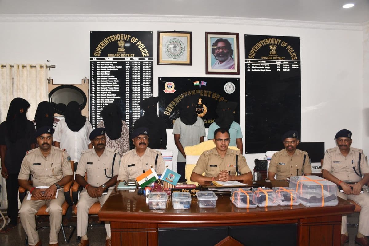 बोकारो में पकड़ाए धनबाद और ओडिशा के 5 चेन स्नेचर, पुलिस ने पूछताछ के बाद भेजा जेल