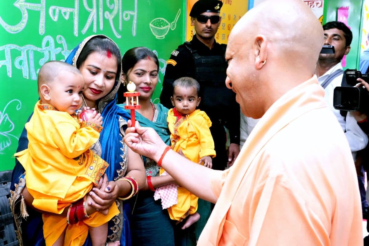 यूपी के सहारनपुर से सीएम योगी का संदेश, अगर कोई बच्चा स्कूल नहीं गया तो राष्ट्र की क्षति, अगले 15 दिन…