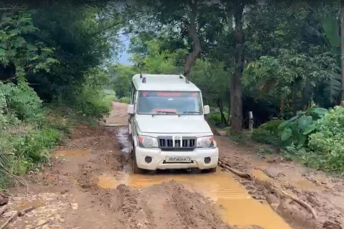 तय समय के एक साल बाद भी नहीं बनी छोटा चुनचुरिया–ईचागढ़ ग्राम सड़क, ग्रामीणों ने दी आंदोलन की चेतावनी