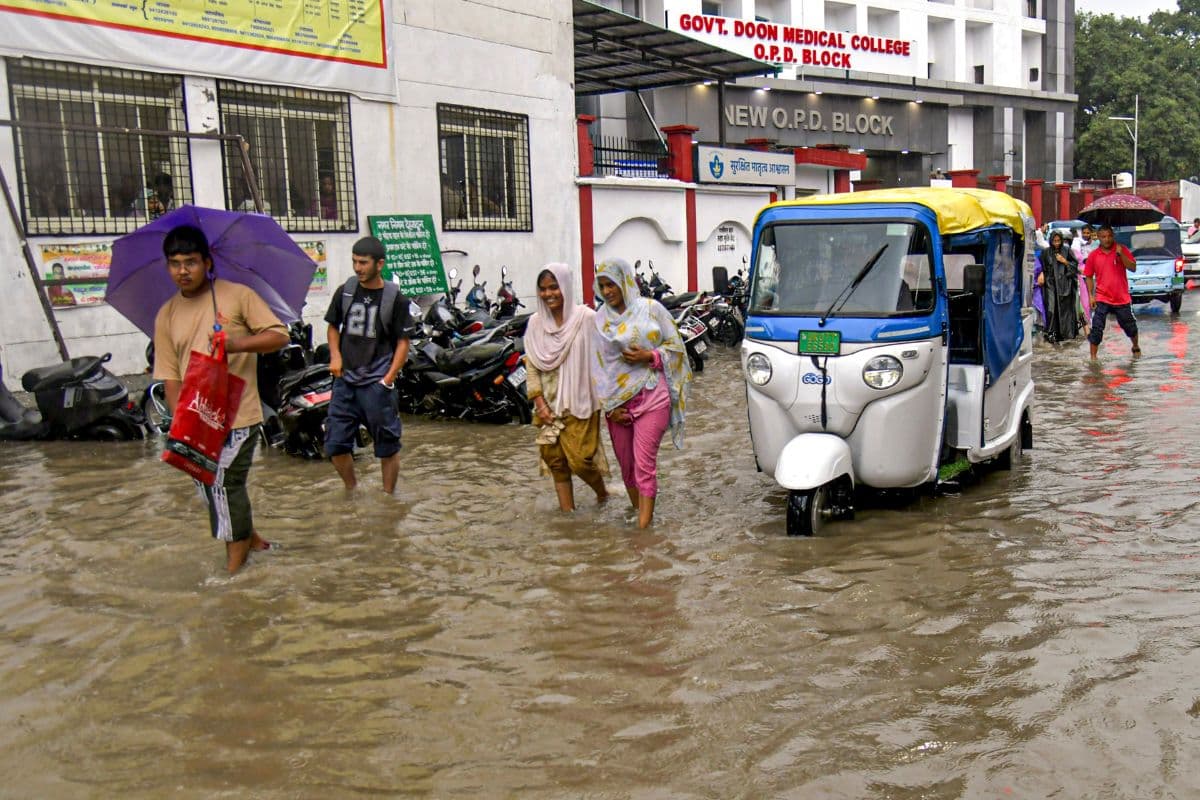 Monsoon Rain: अगले 48 घंटे में जमकर बरसेंगे बदरा, देहरादून और बागेश्वर में ऑरेंज अलर्ट