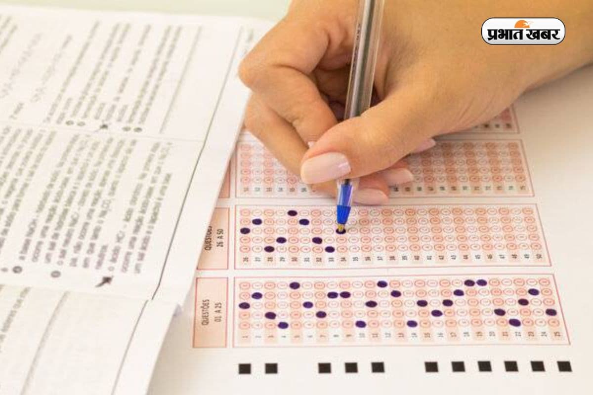 NEET पेपर पर नया विवाद, AI से बना पहला पेपर, NTA ने किया सावधान