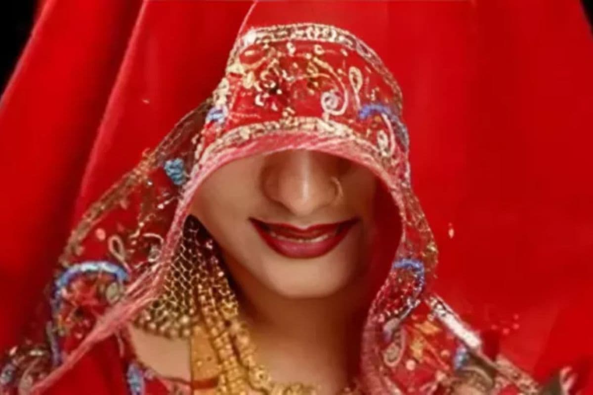 Instagram पर फिल्मी अंदाज में पुलिस को दी चुनौती, हनीमून से ही दबोची गई महिला लुटेरी