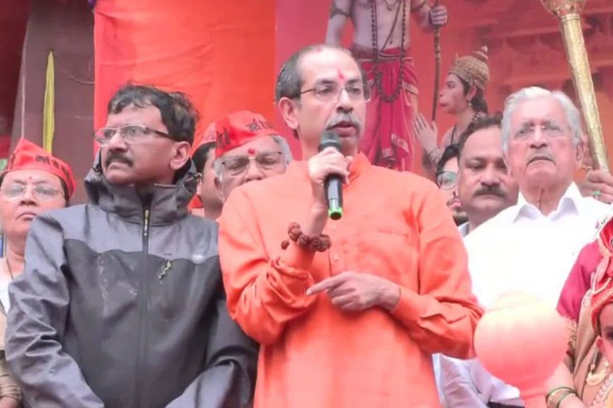 राम मंदिर चढ़ावा चोरी मामला: उद्धव ठाकरे का बीजेपी पर तंज; “अयोध्या तो बस झांकी थी, काशी-मथुरा बाकी है”
