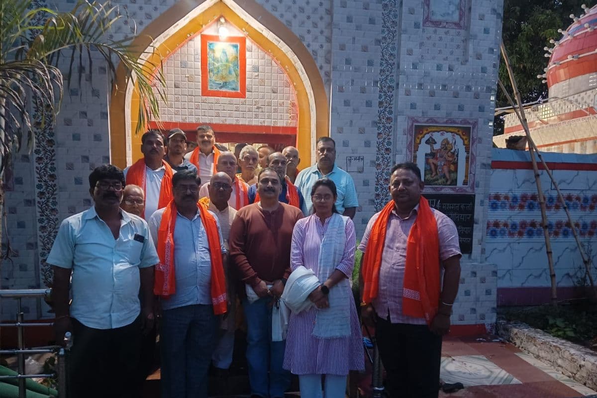 गोपालगंज सिद्धेश्वरनाथ महादेव मंदिर न्यास समिति की पहली बैठक संपन्न, कई अहम फैसलों पर लगी मुहर