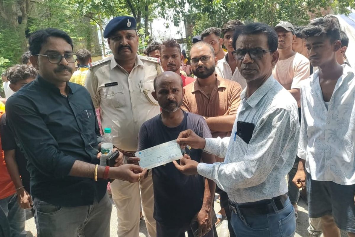 बोधगया में दो बाइकों की टक्कर, 15 वर्षीय किशोर की मौत, चार घायल