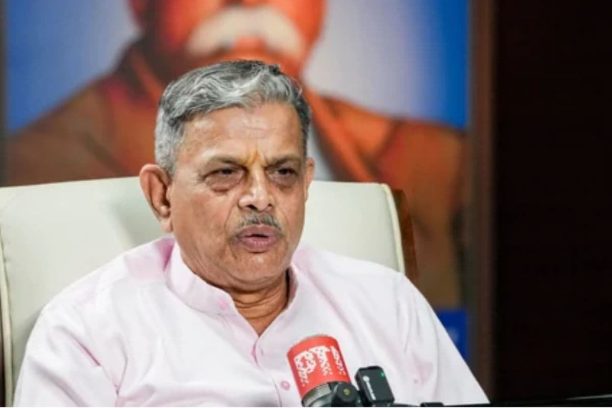 राम मंदिर चंदा मामले में RSS की पहली प्रतिक्रिया, होसबाले ने कहा-हिंदू समाज धैर्य बनाए रखे
