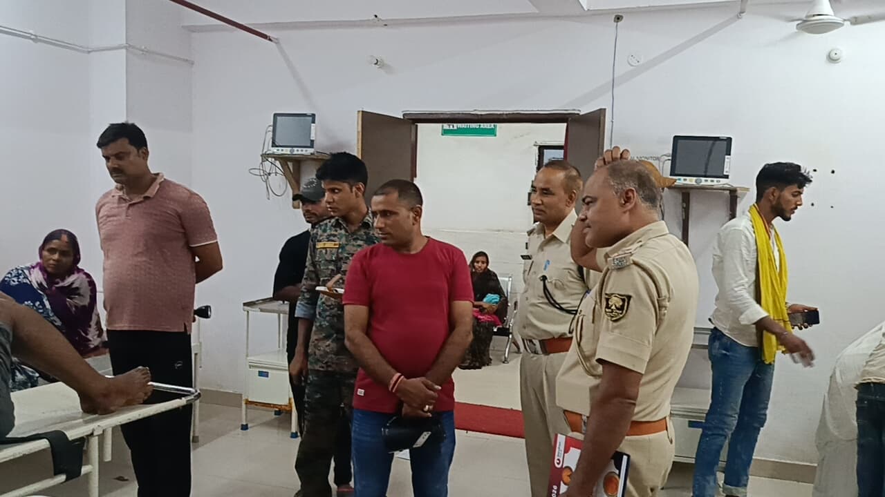 आरा-सासाराम हाईवे पर दर्दनाक हादसा, ऑटो के उड़े परखचे; चार घायल, दो की हालत गंभीर