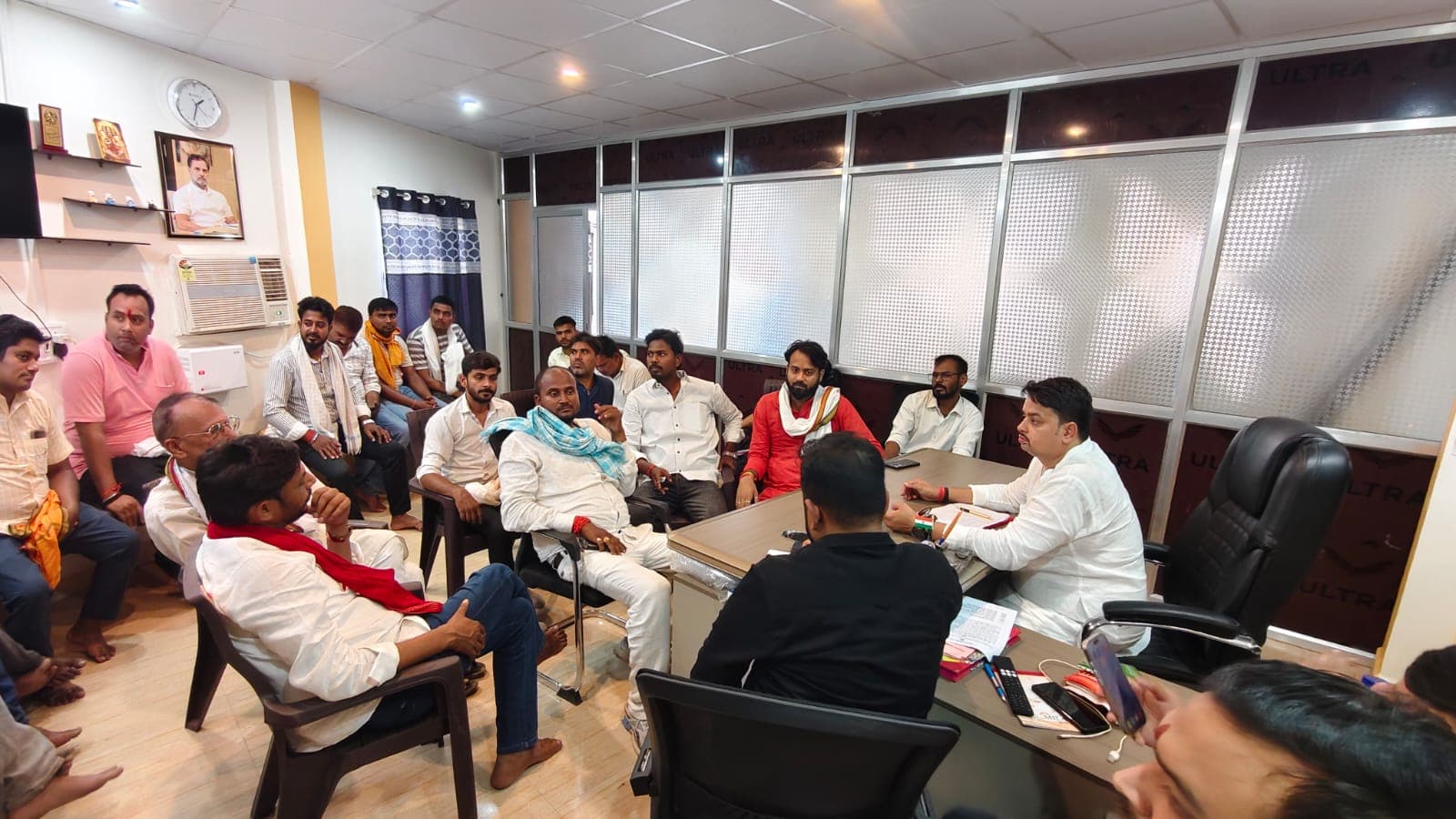 15 जुलाई को पटना में आयोजित होने वाली  राहुल गांधी की ‘छात्रों की गूंज’ कार्यक्रम को लेकर बक्सर में विस्तृत बैठक
