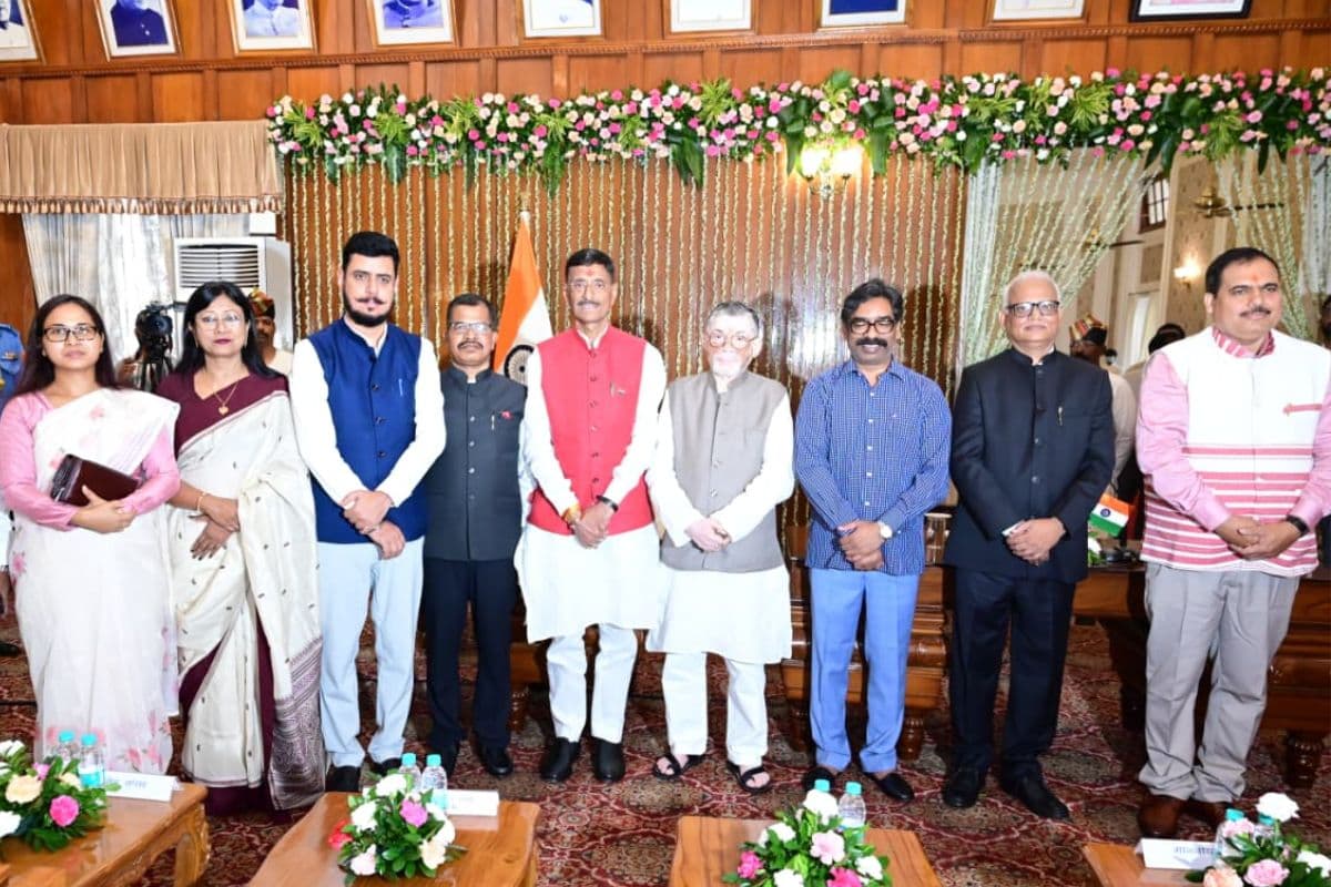 6 साल बाद झारखंड को मिले 4 सूचना आयुक्त, 23,350 लंबित मामलों का निपटारा चुनौती