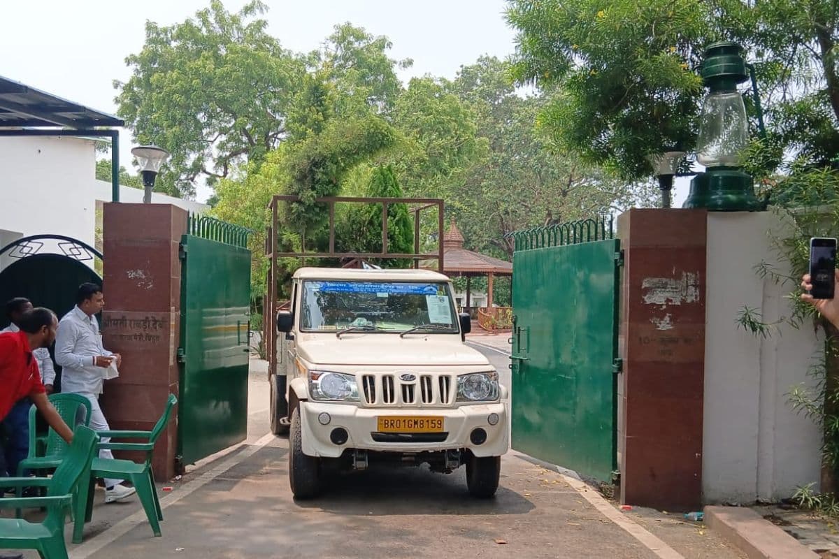 20 साल बाद बदला लालू परिवार का पता, राबड़ी देवी ने खाली किया 10 सर्कुलर रोड वाला सरकारी बंगला