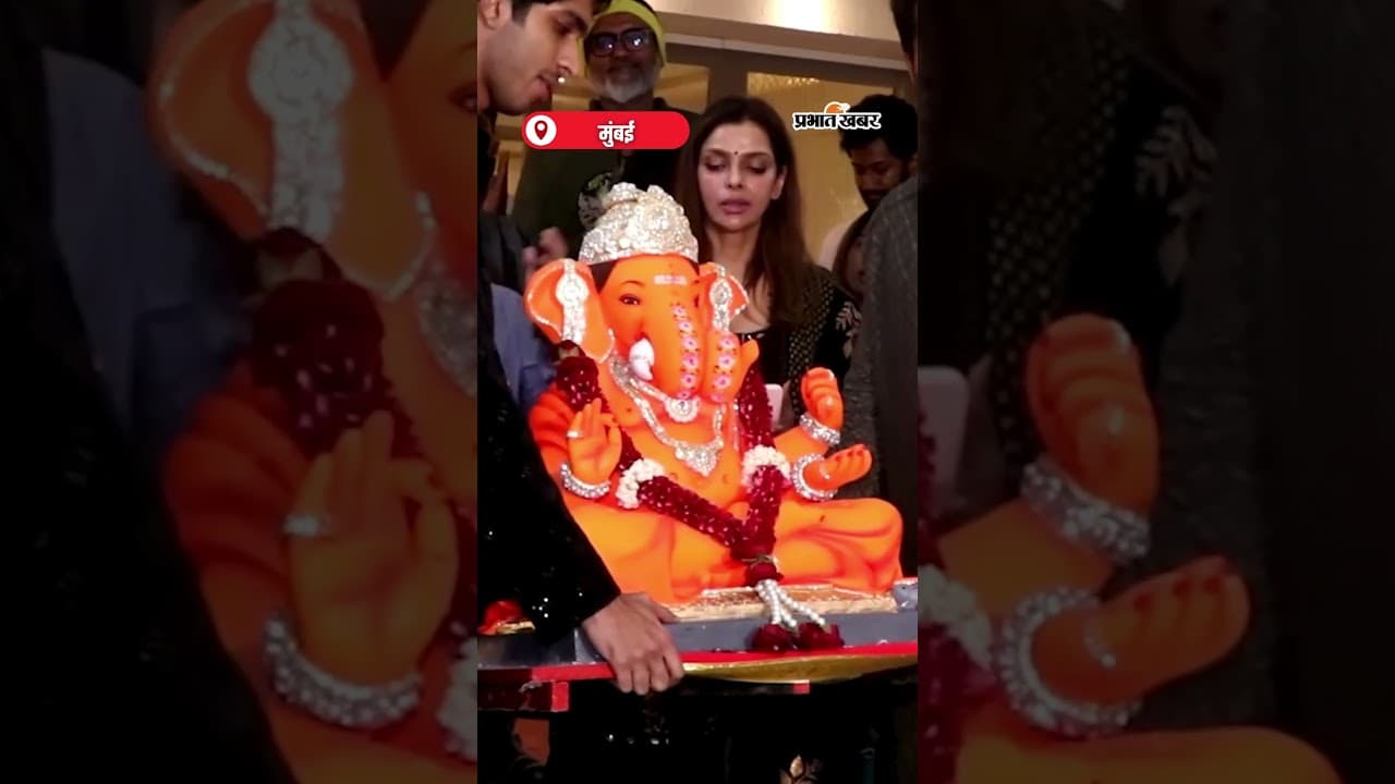 Sonu Sood ने अपने परिवार के साथ किया Eco Friendly गणपति विसर्जन | Mumbai | Maharashtra | Shorts