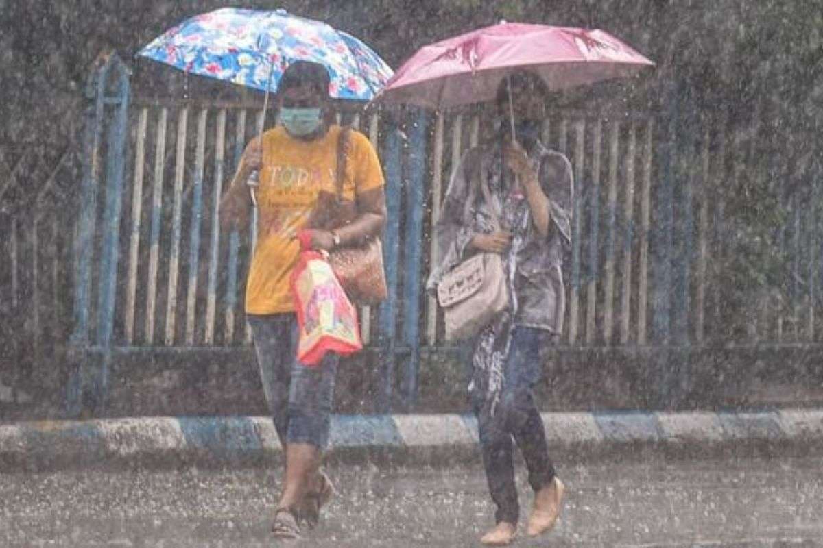 Bihar Ka Mausam: बिहार में बारिश, ठनका और आंधी-तूफान के साथ होगी अक्टूबर की शुरुआत, IMD ने जारी किया येलो अलर्ट