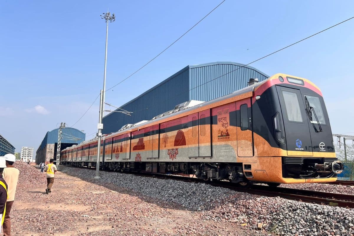 Patna Metro: पटना के भूतनाथ में बनेगा फुट ओवरब्रिज, तीन मेट्रो स्टेशनों पर तैनात होंगे 18 ट्रैफिक पुलिस