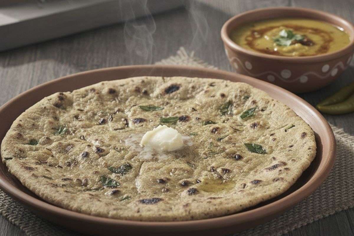 Bajra Roti Recipe: सुबह के नाश्ते में बनाएं देसी स्टाइल बाजरे की रोटी, जानें आसान रेसिपी