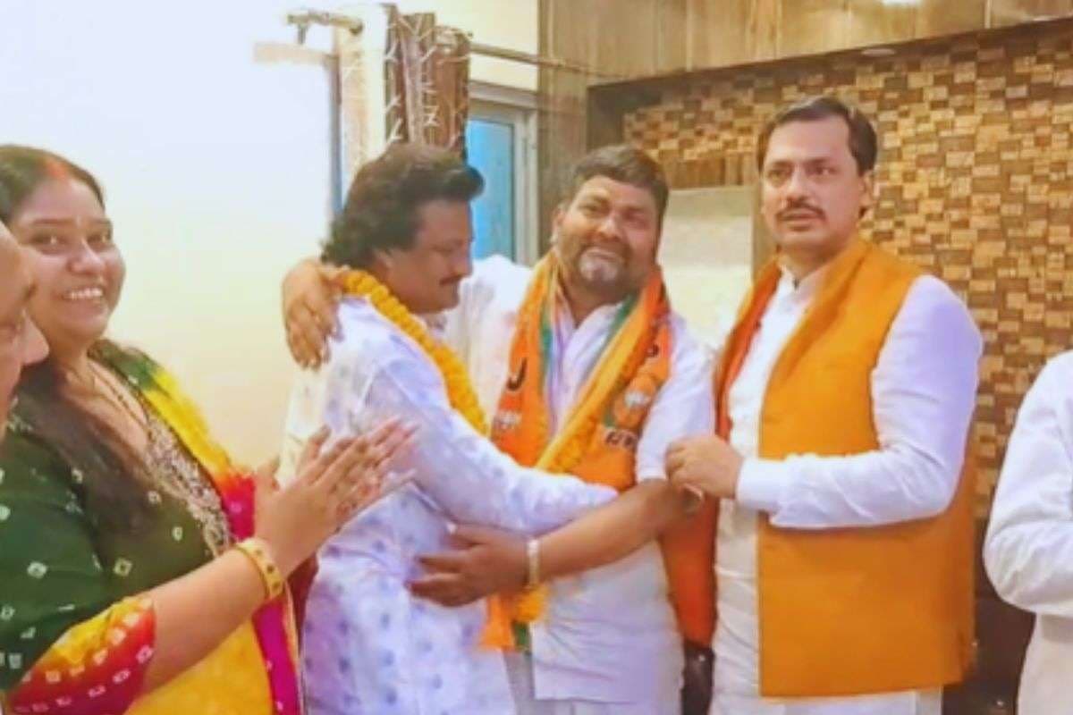 Bihar Election 2025: वोटिंग से ठीक एक दिन पहले जनसुराज को बड़ा झटका, बिहार की इस सीट के प्रत्याशी BJP में शामिल