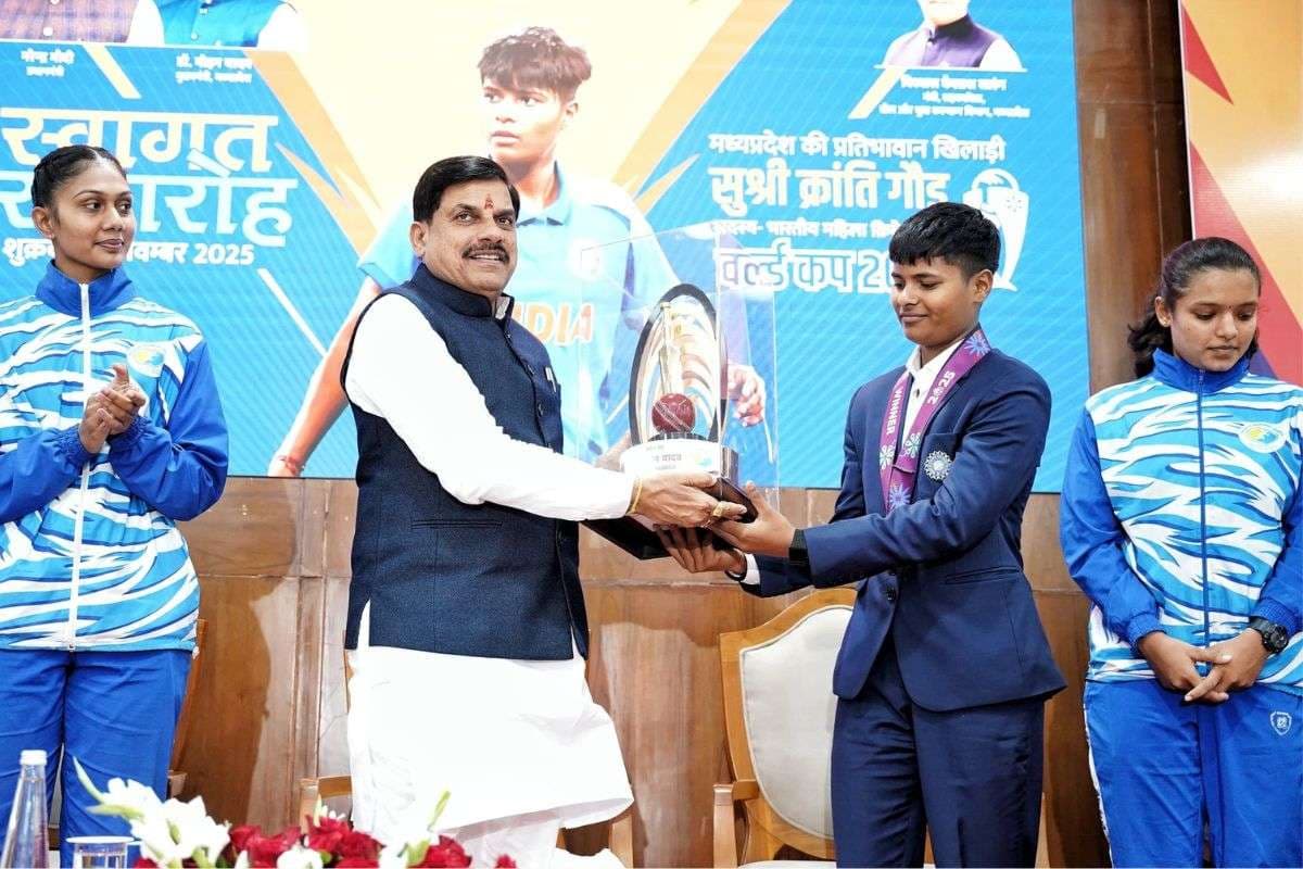 बेटी के वर्ल्ड चैंपियन बनते ही क्रांति गौड़ के पिता को मिला इंसाफ, 13 साल बाद नौकरी बहाल