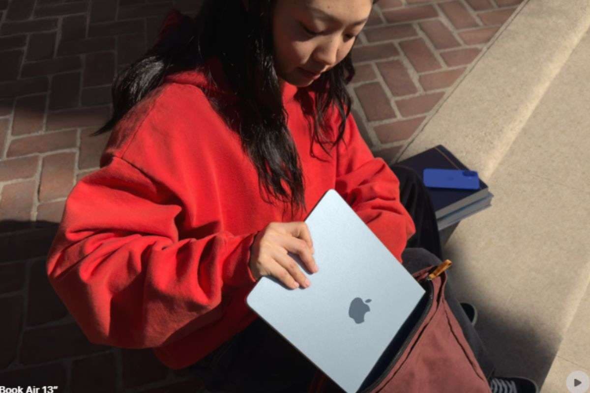 Black Friday Sale धमाका, MacBook Air M4 पर मिल रहा बंपर डिस्काउंट, फटाफट चेक करें ऑफर्स