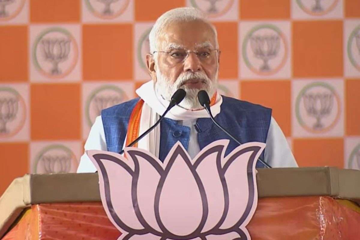 Bihar Election 2025: आरा में पीएम मोदी का भोजपुरिया अंदाज, महागठबंधन पर बोले- राजद ने कट्टा के दम पर सीएम पद चोरी किया