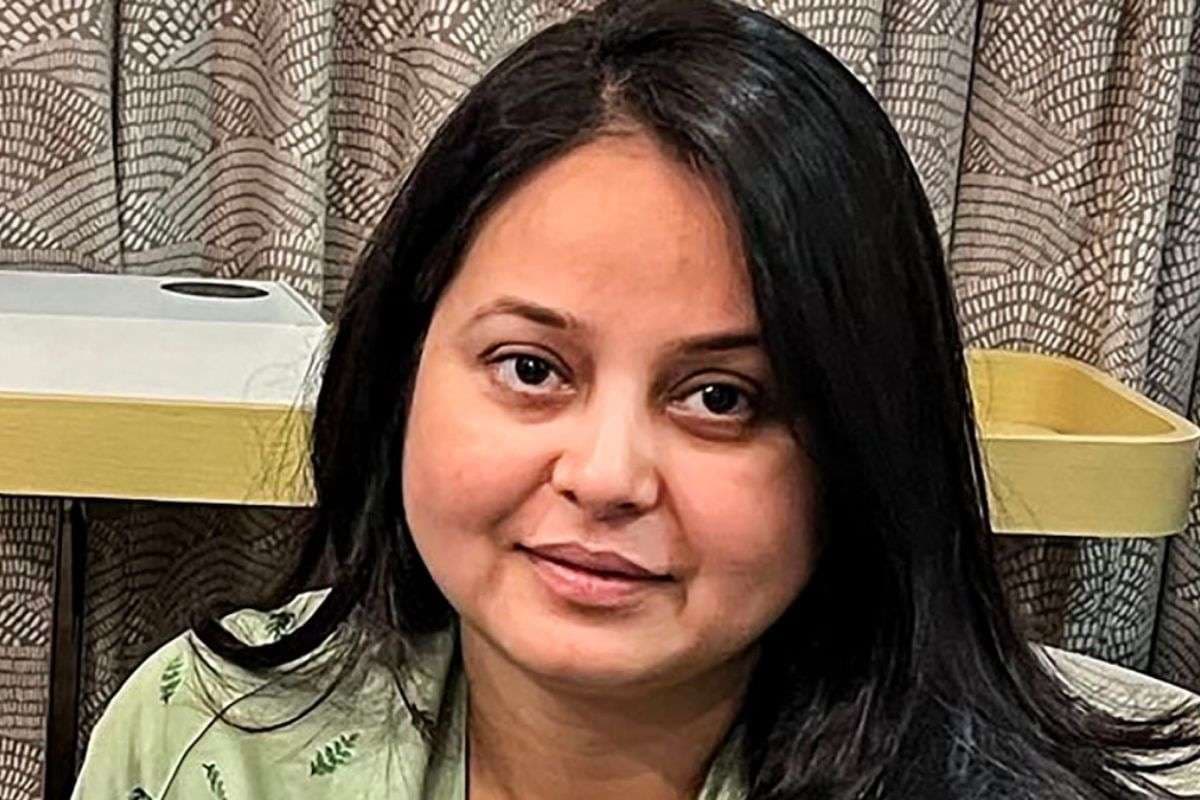 Rohini Acharya: ‘आपके ऊपर चप्पल उठाकर मारा जाएगा’, लालू परिवार में घमासान, रोहिणी बोलीं- मेरा कोई नहीं