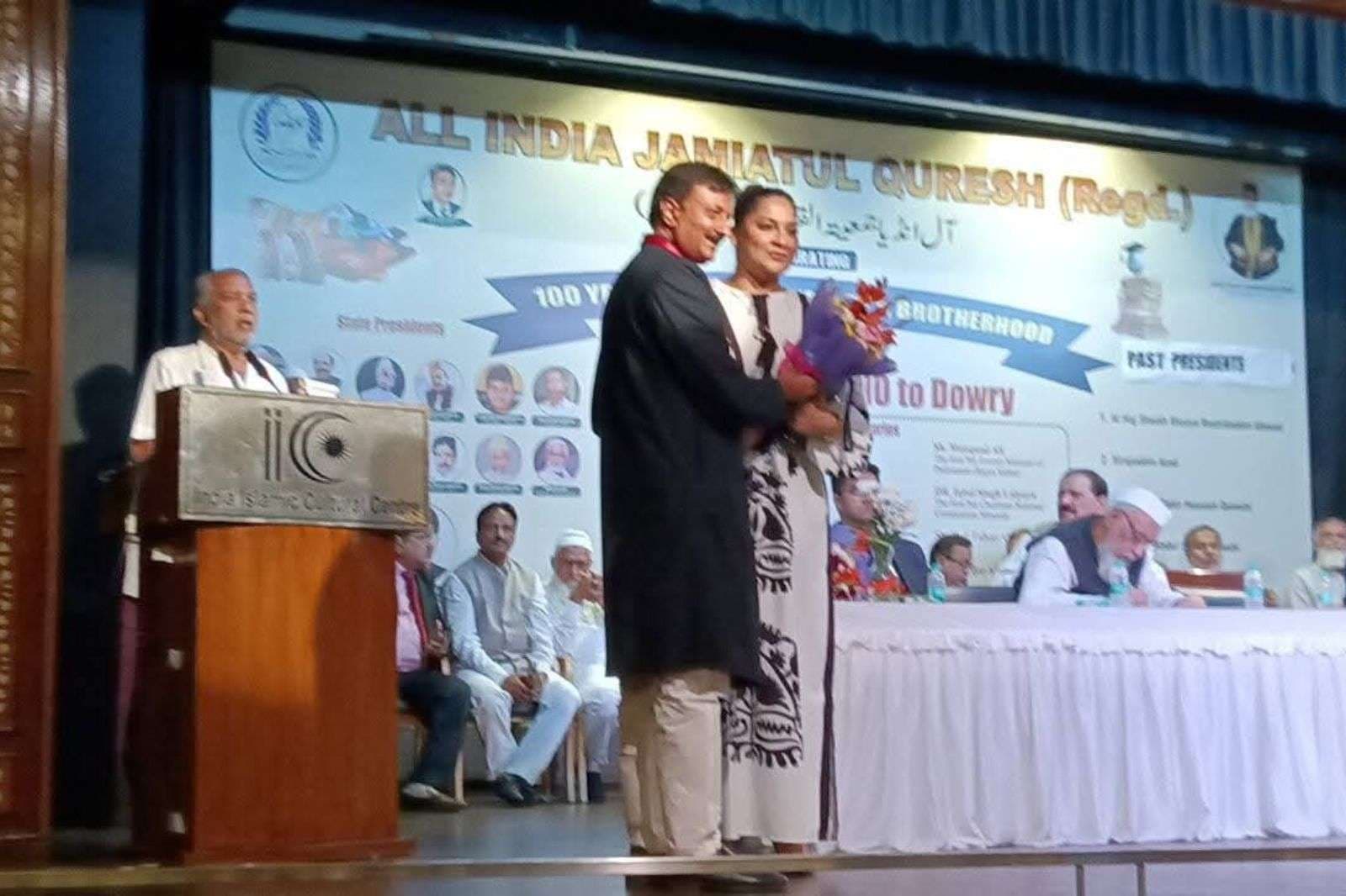 Zeenat Kureshi: फिल्म प्रोड्यूसर जीनत कुरैशी दिल्ली में सम्मानित, यूपी से फिल्म इंडस्ट्री और वैश्विक मंच तक गाड़ा झंडा