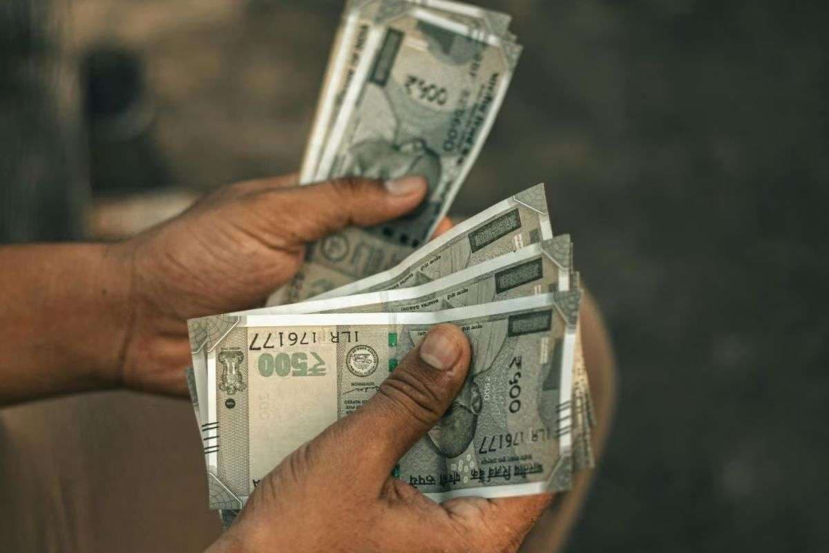 Profit और Revenue में क्या है अंतर? आसान शब्दों में समझें कमाई और मुनाफे का गणित