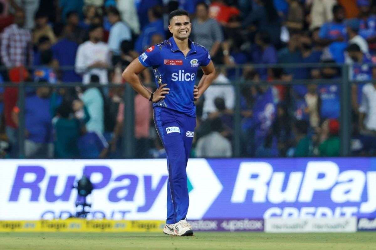 वह अपने पिता सचिन की तरह बैटिंग करता है, योगराज सिंह ने अर्जुन तेंदुलकर में खोजा नया टैलेंट