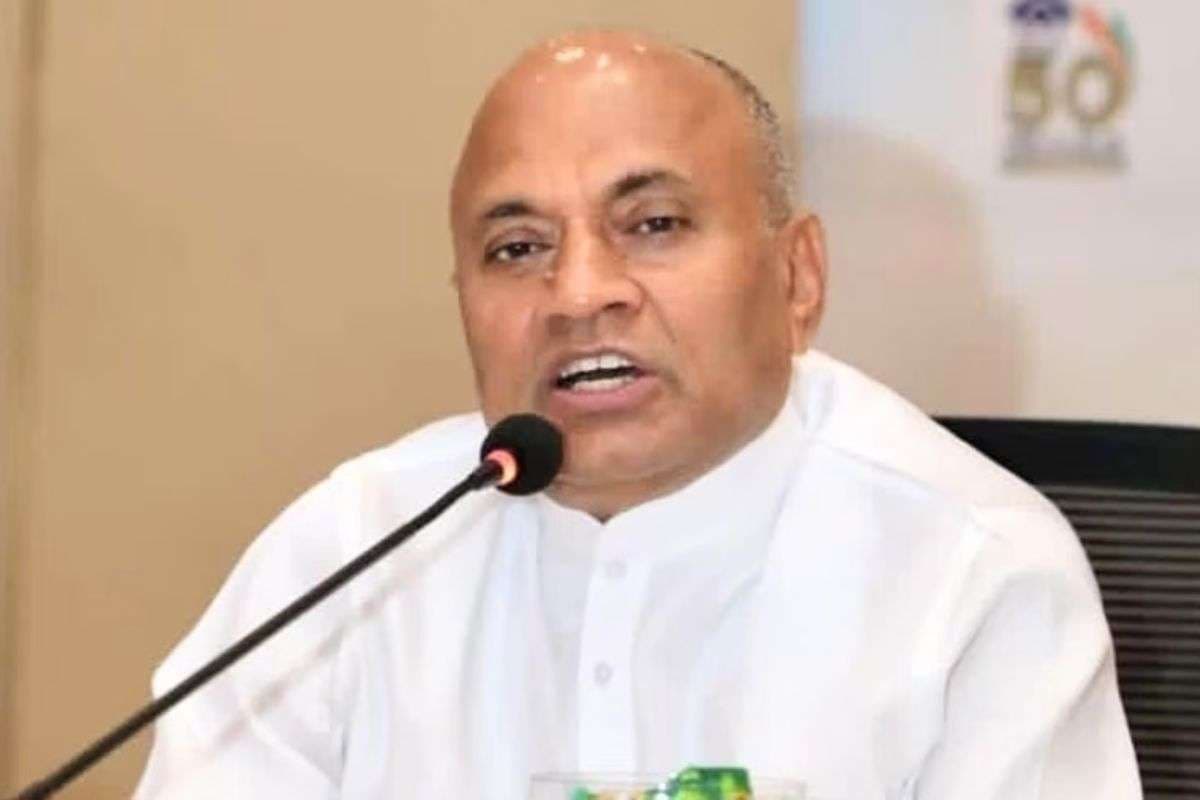 Bihar Politics: आरसीपी सिंह खरमास बाद सीएम नीतीश की पार्टी JDU करेंगे ज्वाइन? जनसुराज नेता ने मुस्कुरा कर दिया बड़ा इशारा