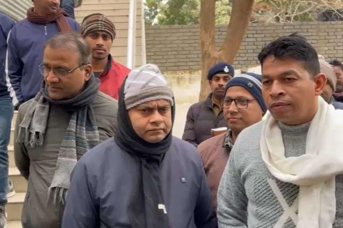 Bihar News: बिहार में घूस लेते रंगे हाथ पकड़े गए अकाउंटेंट, निगरानी की टीम ने की बड़ी कार्रवाई