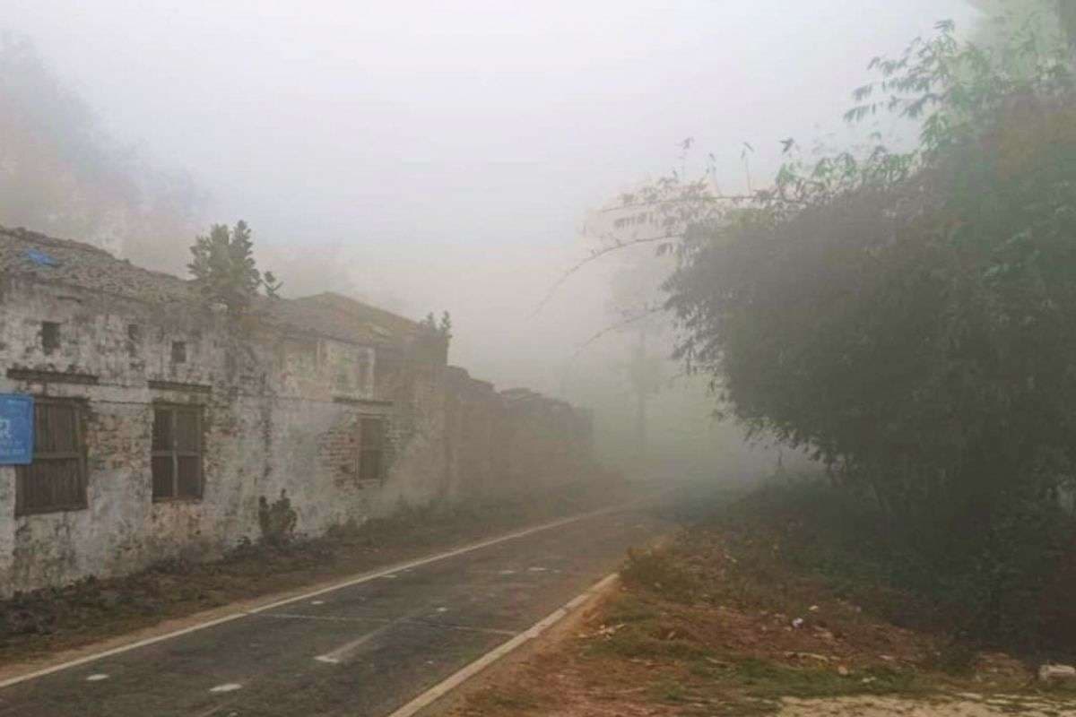 Bihar Ka Mausam: बिहार के इन 8 जिलों के लोगों को 48 घंटे रहना होगा अलर्ट, मौसम विभाग ने जारी की बड़ी चेतावनी