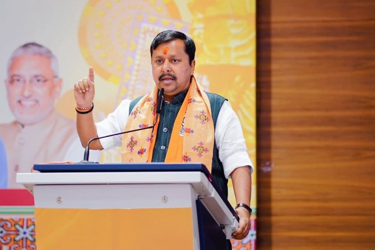 नेहरू ने चीन को थाली में सजाकर दे दिया तिब्बत, नितिन नवीन का कांग्रेस पर हमला