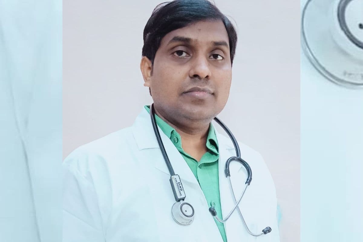 मशीन दुर्घटना से बेकार हुआ हाथ फिर हो गया सक्रिय, डॉ संजय कुमार ने लौटाया मरीज का आत्मविश्वास