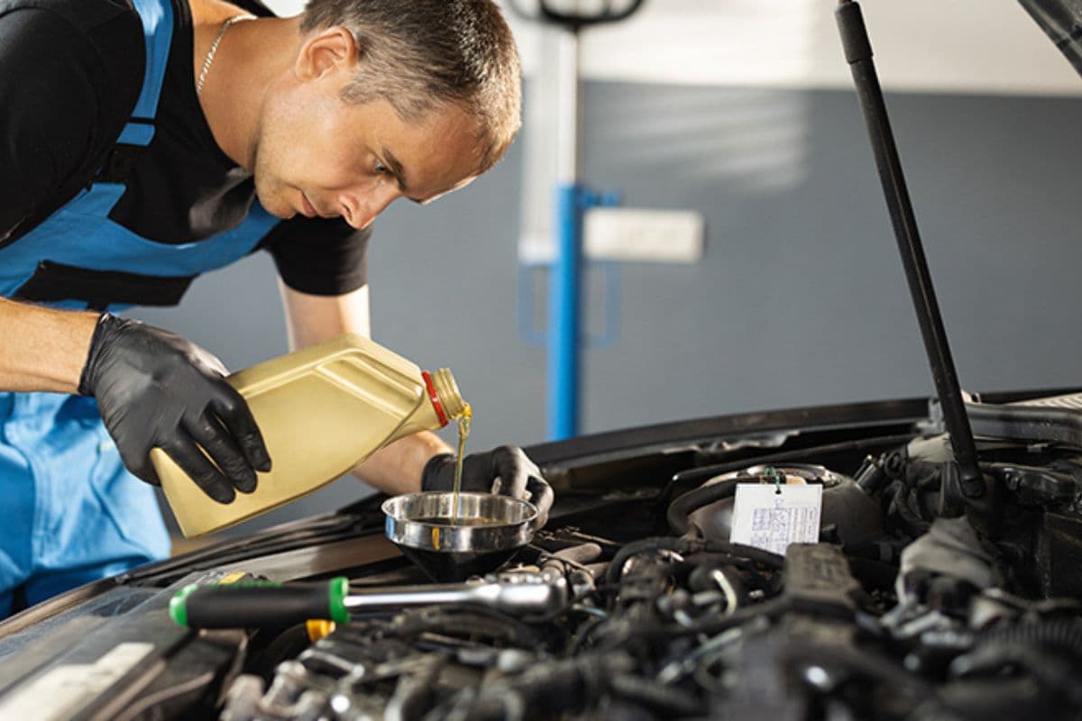 कार का रखेंगे ऐसे ख्याल तो बढ़ेगी उसकी लाइफ, जानें असरदार तरीके