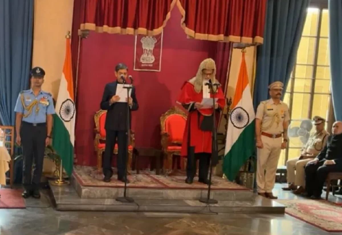 आरएन रवि ने बंगाल के 22वें राज्यपाल के रूप में शपथ ली, ममता बनर्जी मौजूद, शुभेंदु गायब