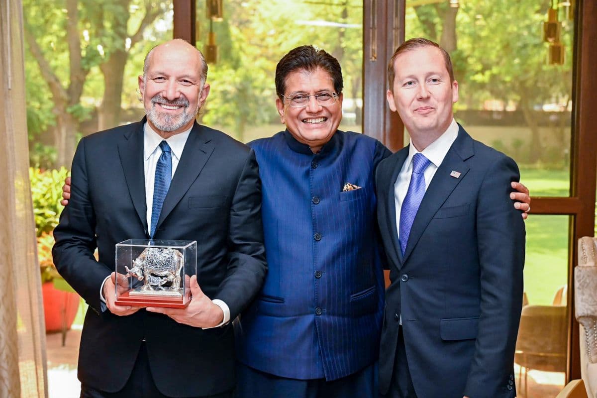 अमेरिकी राजदूत गोर कुछ ज्यादा ही सक्रिय हैं, पढ़ें प्रभु चावला का आलेख