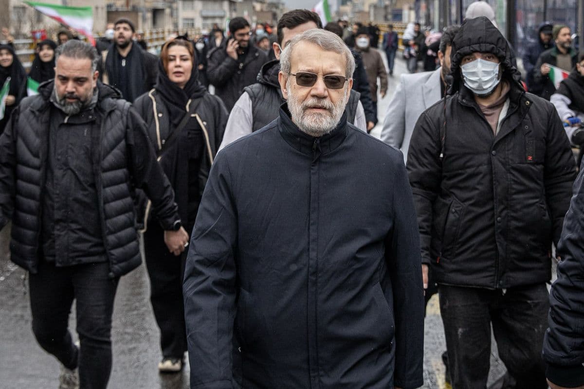 इजराइल के रक्षा मंत्री का दावा, हमले में ईरान के सिक्योरिटी चीफ अली लारीजानी की मौत