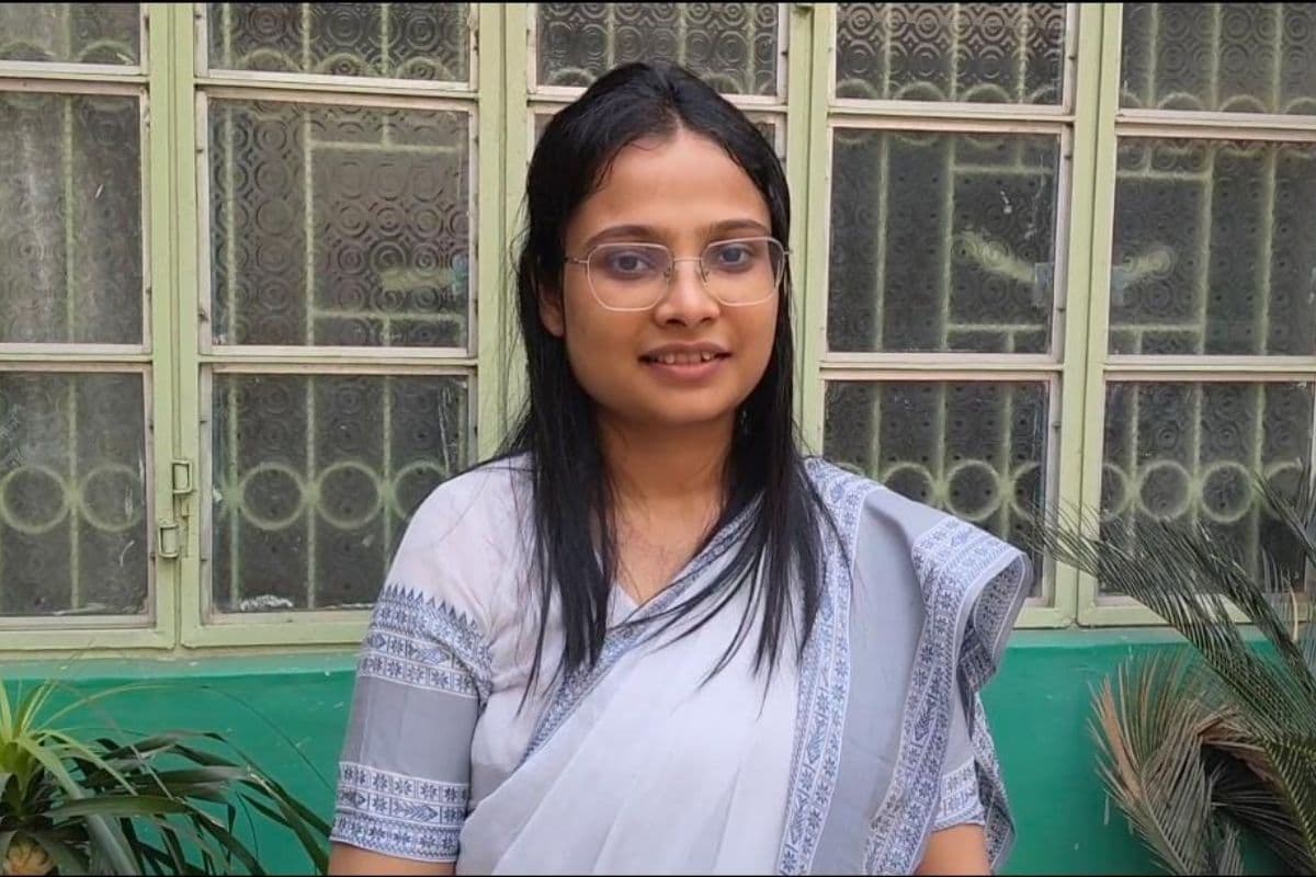 पिता की चिता को मुखाग्नि देने के 11 दिन बाद दिया इंटरव्यू, किशनगंज की जूही ने यूपीएससी में हासिल की 649वीं रैंक