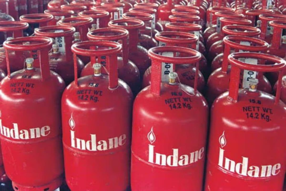 ईरान वॉर के बीच LPG सिलिंडर पर आफत, अब डिलीवरी के 25 दिन बाद ही होगी दूसरी बुकिंग