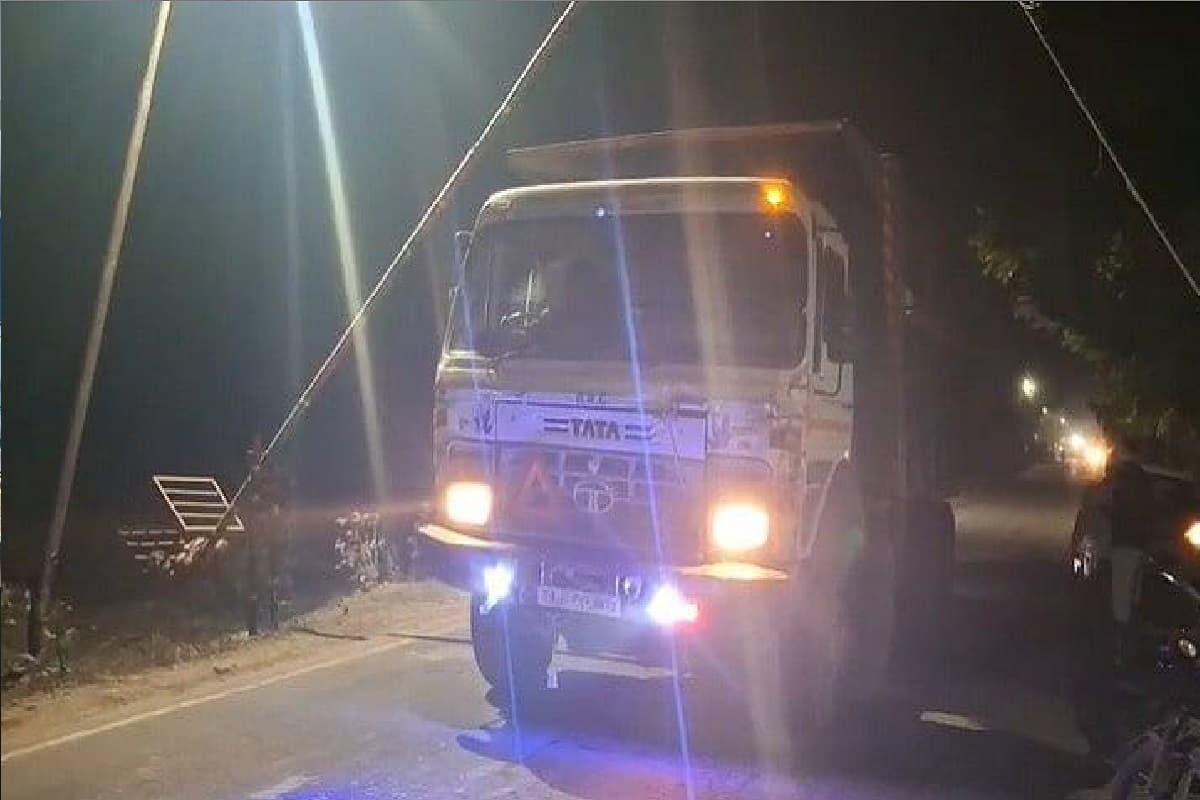 हरिहरगंज में अवैध स्टोन चिप्स माफिया की दादागिरी, सीओ-सीआई पर हमला, चार पर केस दर्ज