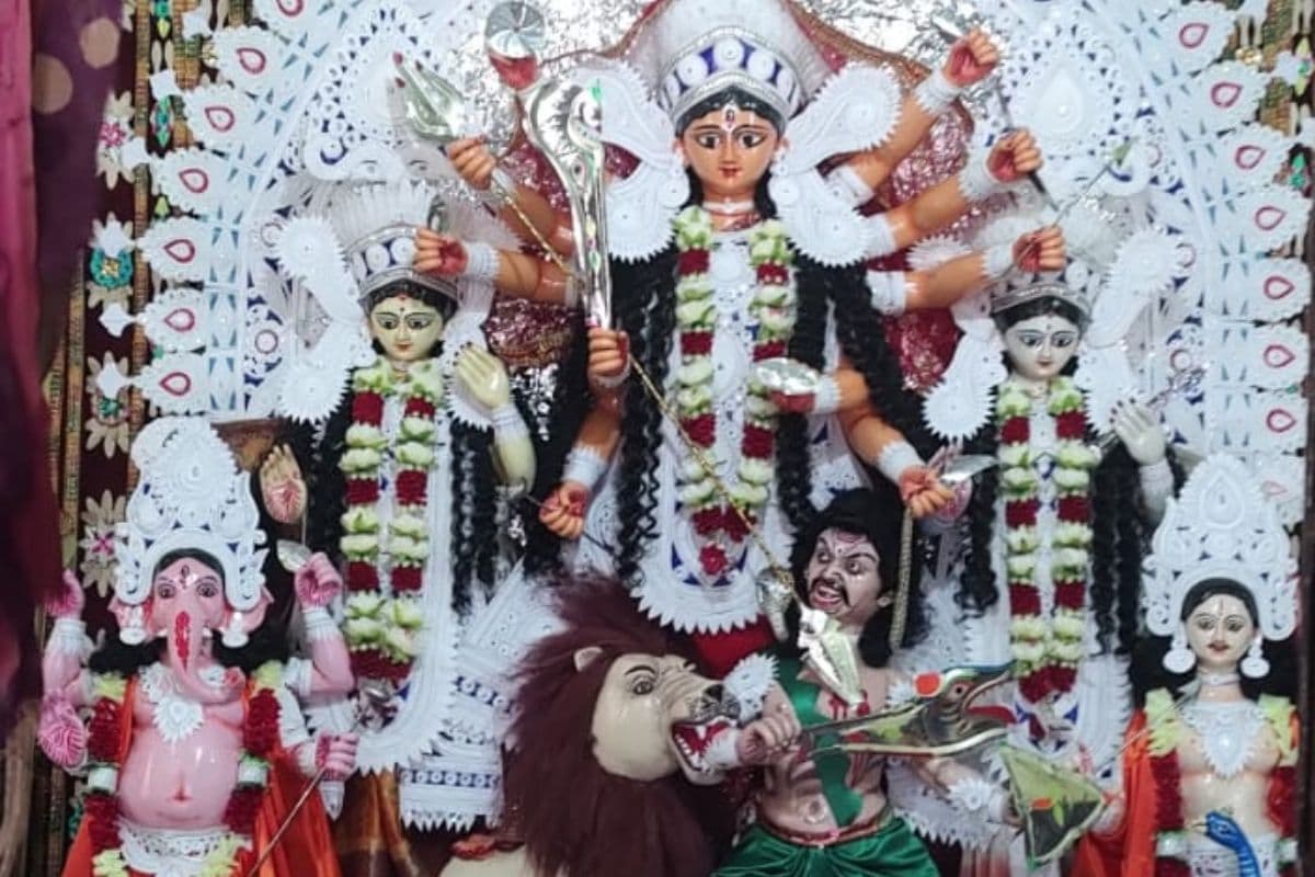 Ranchi: पिठोरिया में बेलवरण पूजा के साथ चैत्र नवरात्र का शुभारम्भ, भक्तों ने मां के किए दर्शन