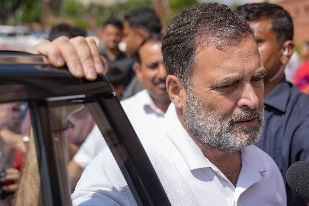 रातभर राहुल गांधी मां सोनिया की सेहत को लेकर रहे परेशान