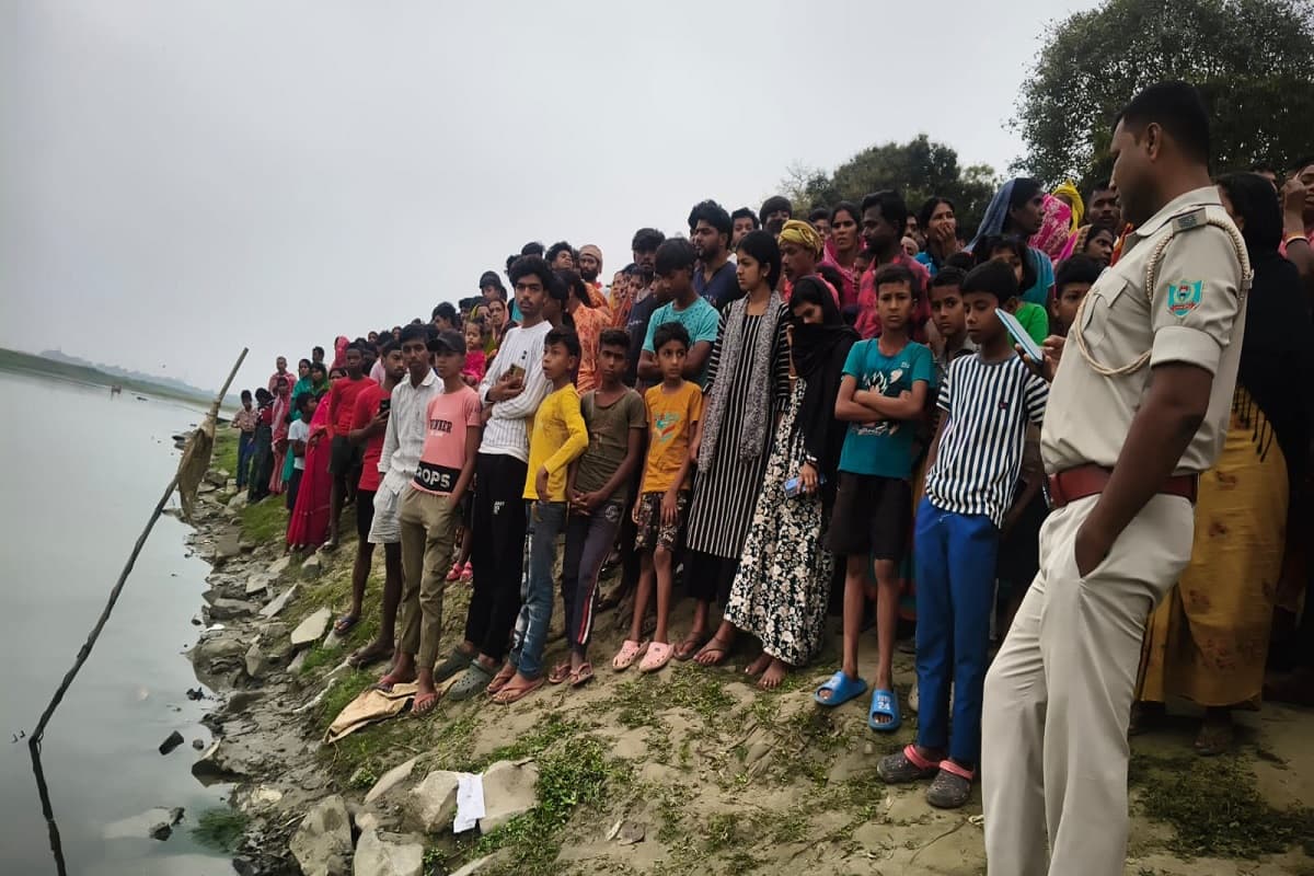 राजमहल में दर्दनाक हादसा: गंगा नदी से 16 घंटे बाद दो सगे भाइयों का शव बरामद, गांव में मातम