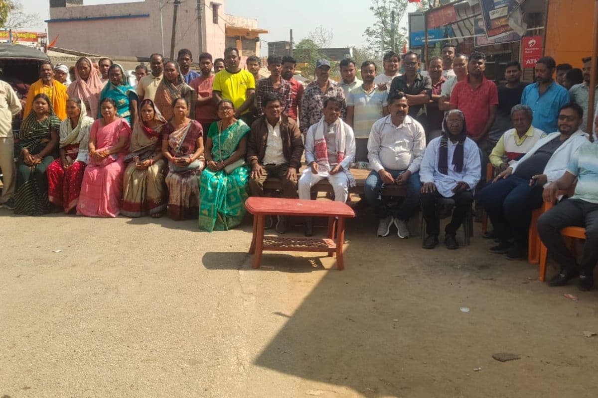 इलाज में लापरवाही से मौत के विरोध में जलडेगा बंद, सिविल सर्जन ने दिया जांच का भरोसा