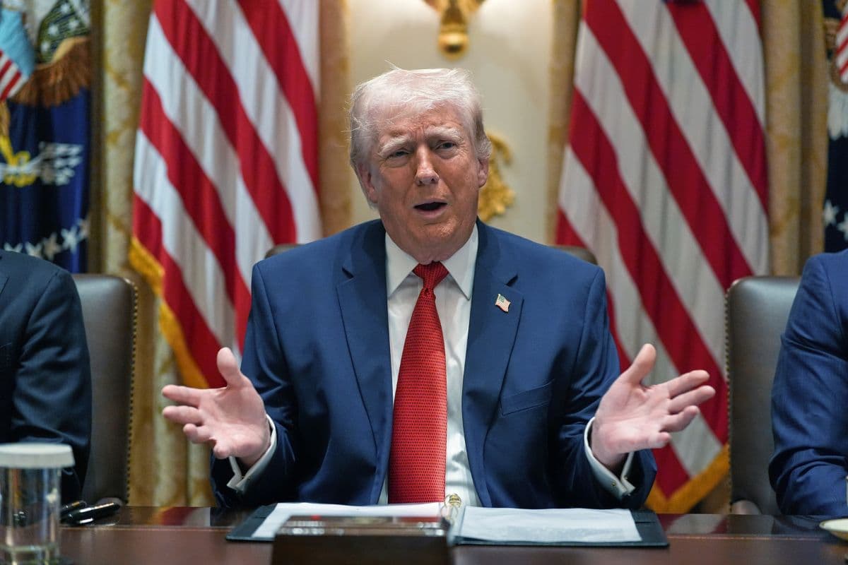 बुरे फंसे ट्रंप, ईरान वॉर की वजह से अमेरिका में महंगा हुआ पेट्रोल-डीजल